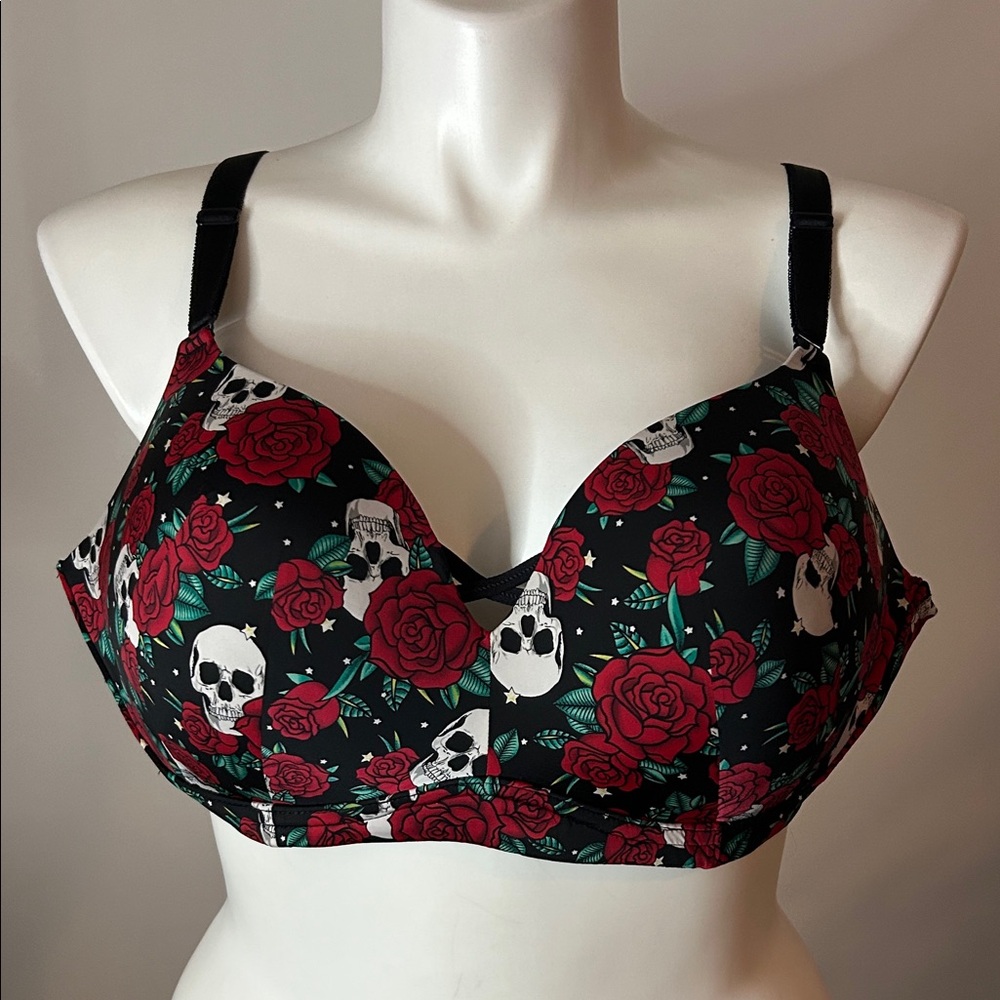 Torrid Curve Bra - Picture 1 of 4